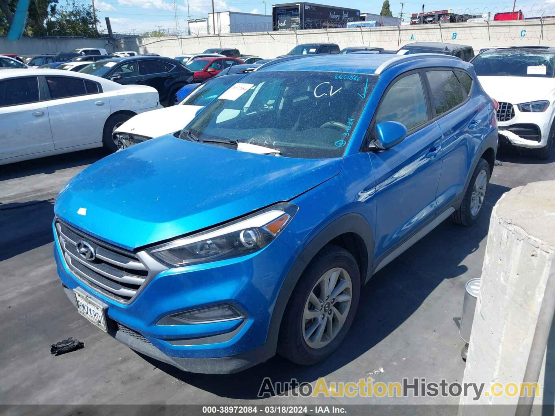 HYUNDAI TUCSON SEL, KM8J33A46JU700979