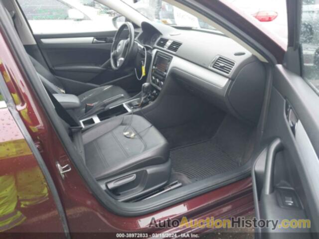 VOLKSWAGEN PASSAT 2.5L SE, 1VWBH7A3XCC047720