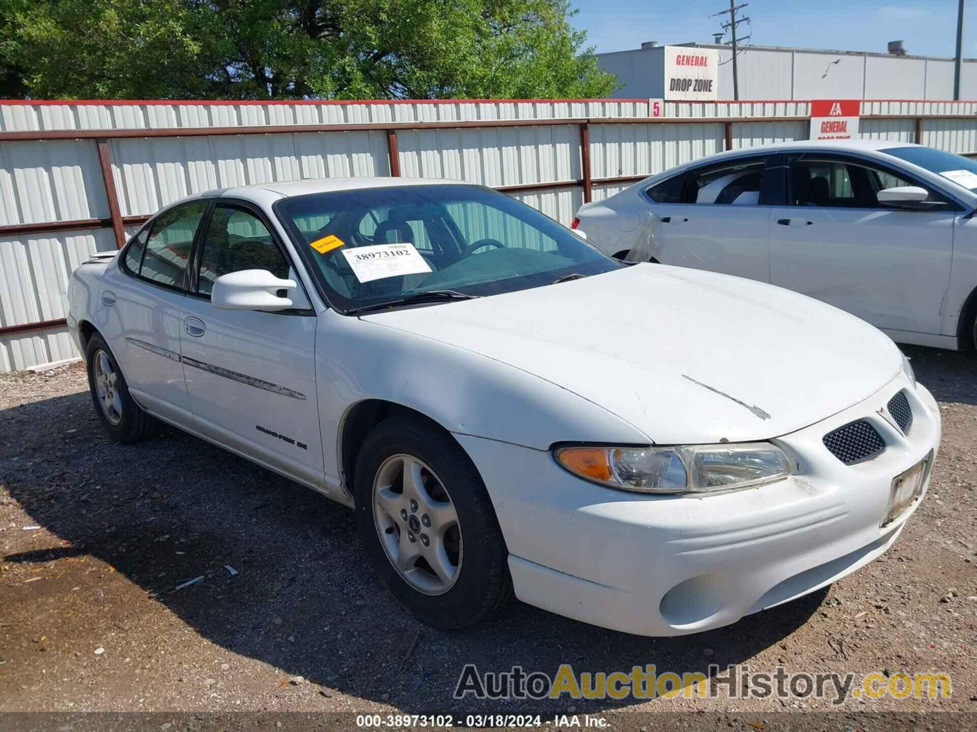 PONTIAC GRAND PRIX SE, 1G2WK52J41F179802