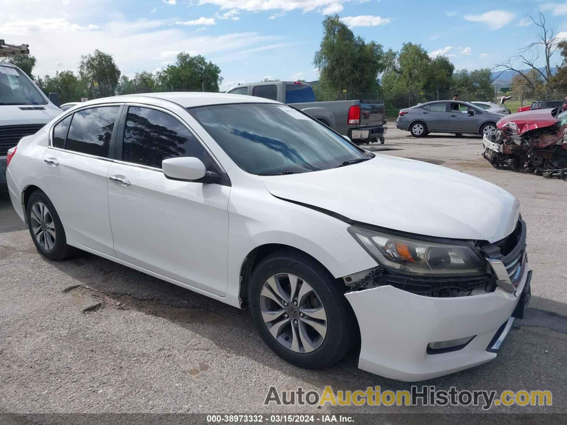 HONDA ACCORD LX, 1HGCR2F33DA262628