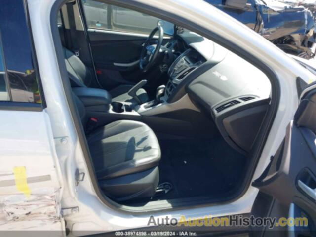 FORD FOCUS SE, 1FADP3K2XEL189717