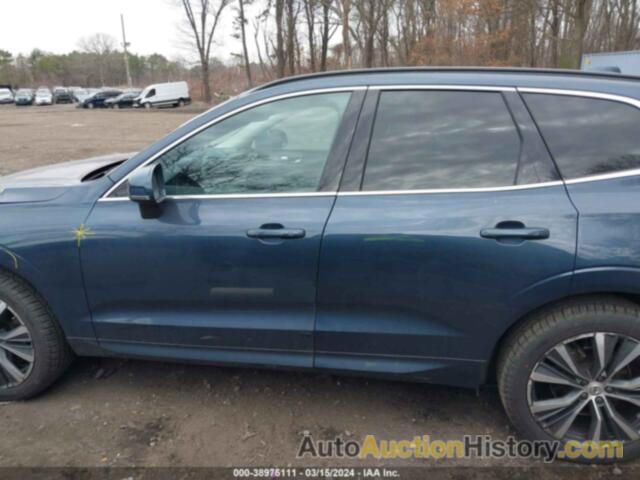 VOLVO XC60 B5 MOMENTUM, YV4L12RK8N1946744