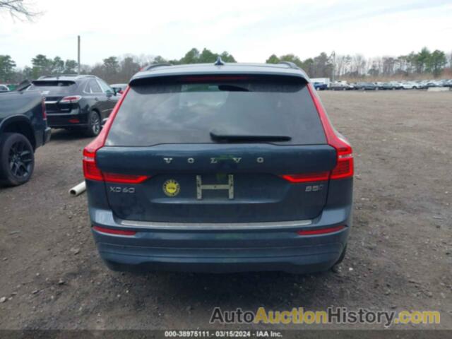 VOLVO XC60 B5 MOMENTUM, YV4L12RK8N1946744