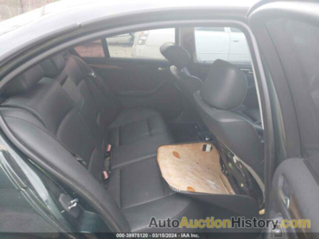 BMW 325 XI, WBAEU33403PF60252