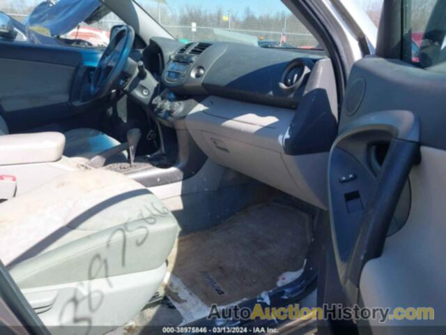 TOYOTA RAV4, 2T3BF4DV0BW095971