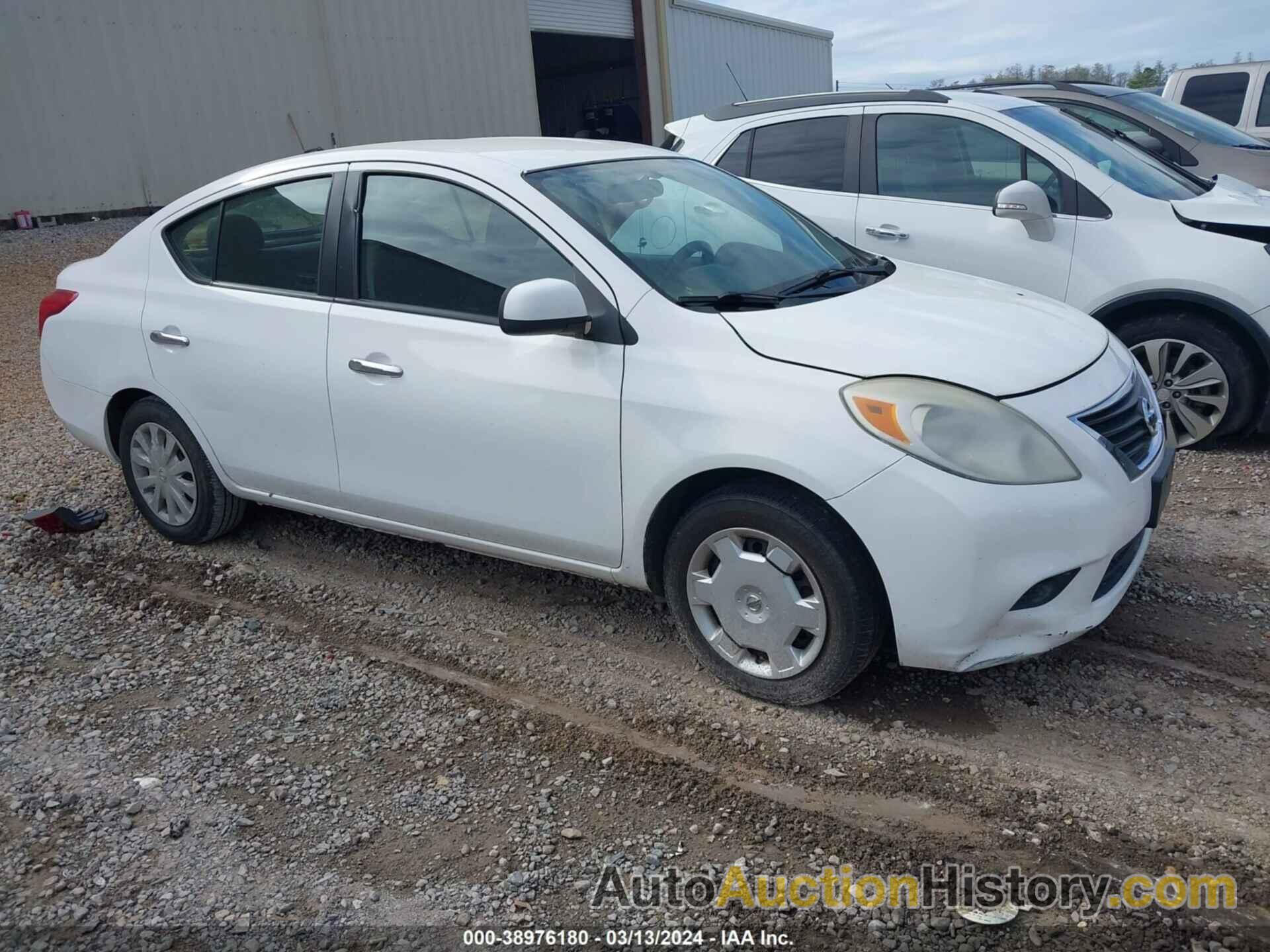 NISSAN VERSA 1.6 SV, 3N1CN7AP2CL830914