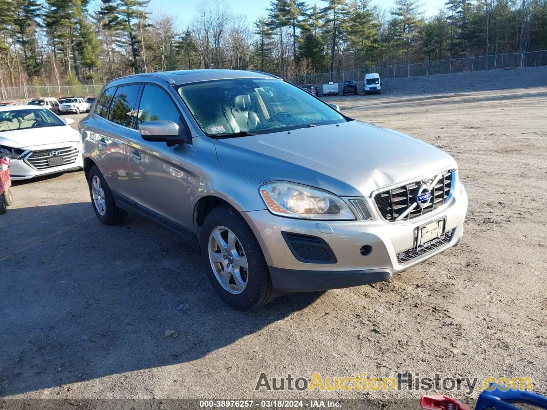 VOLVO XC60, YV4940DZXB2158466