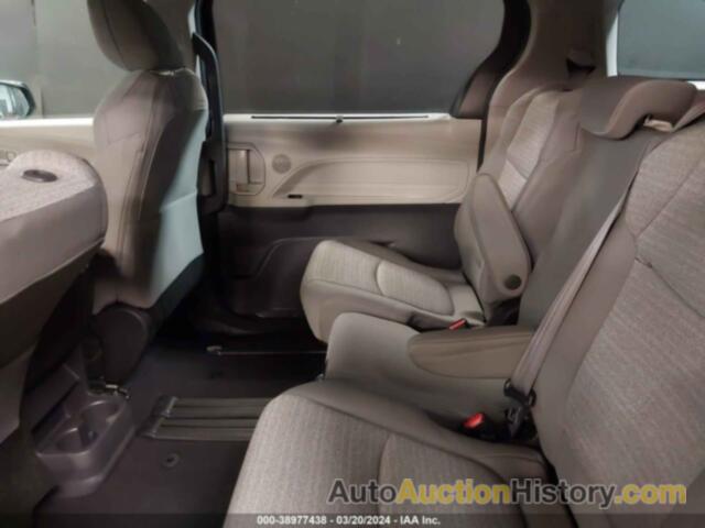 TOYOTA SIENNA LE, 5TDKRKEC9NS078004