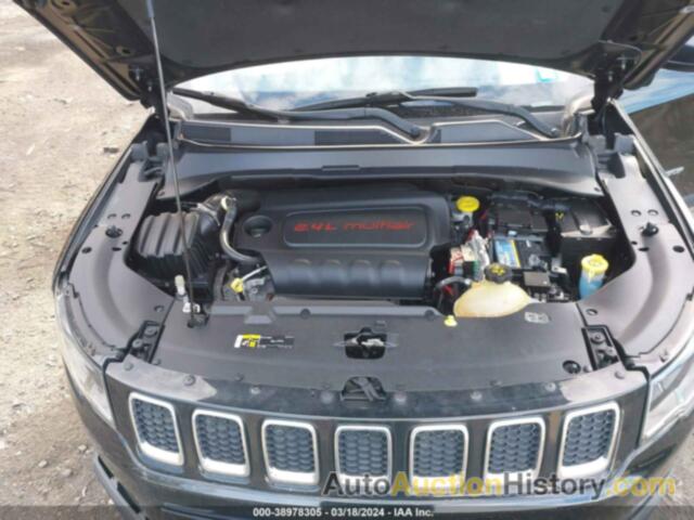 JEEP COMPASS LATITUDE 4X4, 3C4NJDBB9JT418425