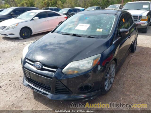 FORD FOCUS TITANIUM, 1FADP3N28EL180056