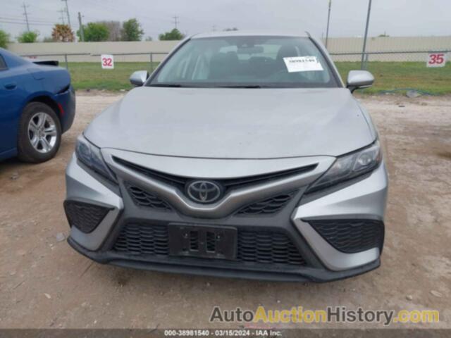 TOYOTA CAMRY SE, 4T1G11AK7PU800701