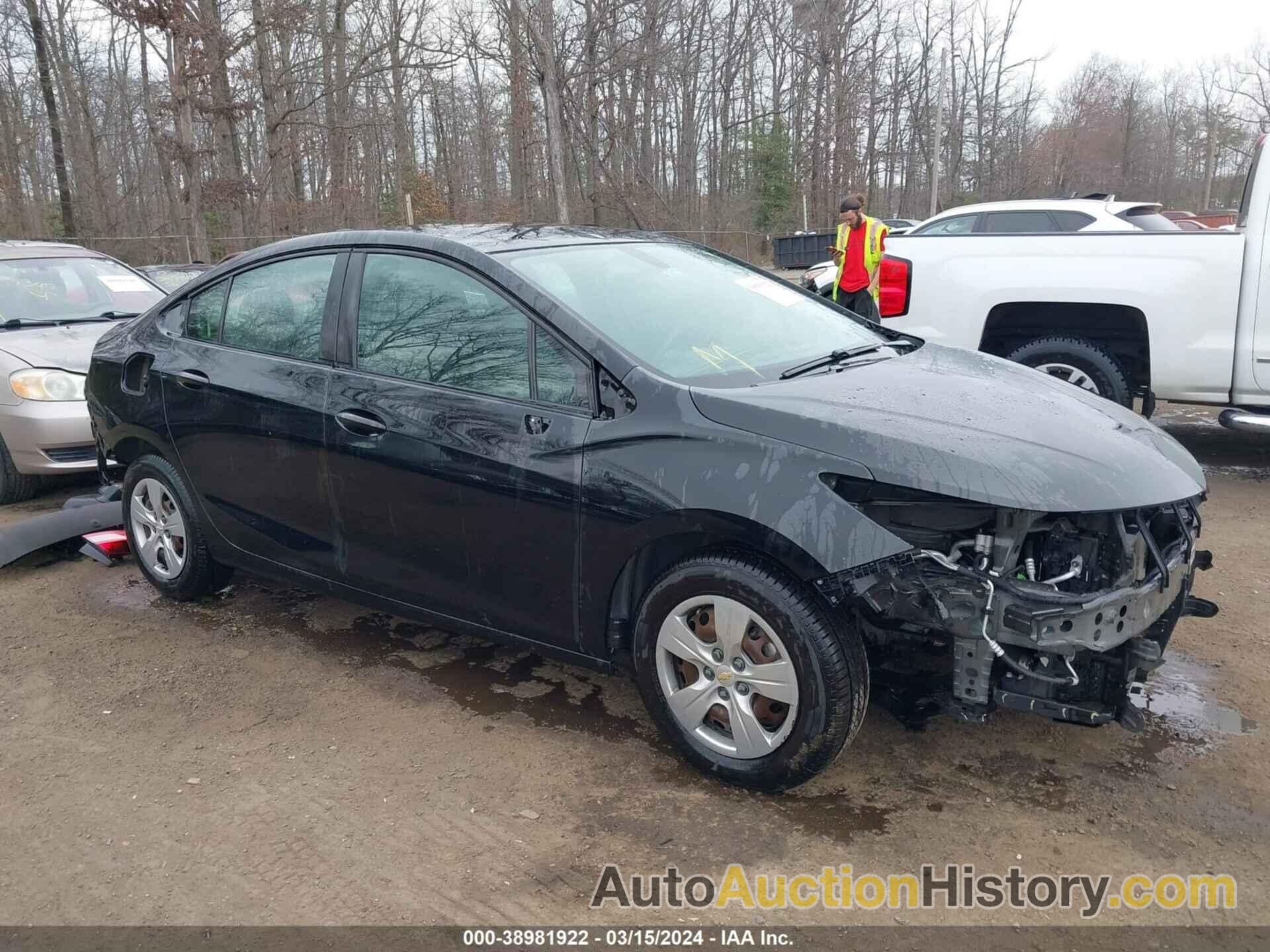 CHEVROLET CRUZE LS AUTO, 1G1BC5SM1J7192544