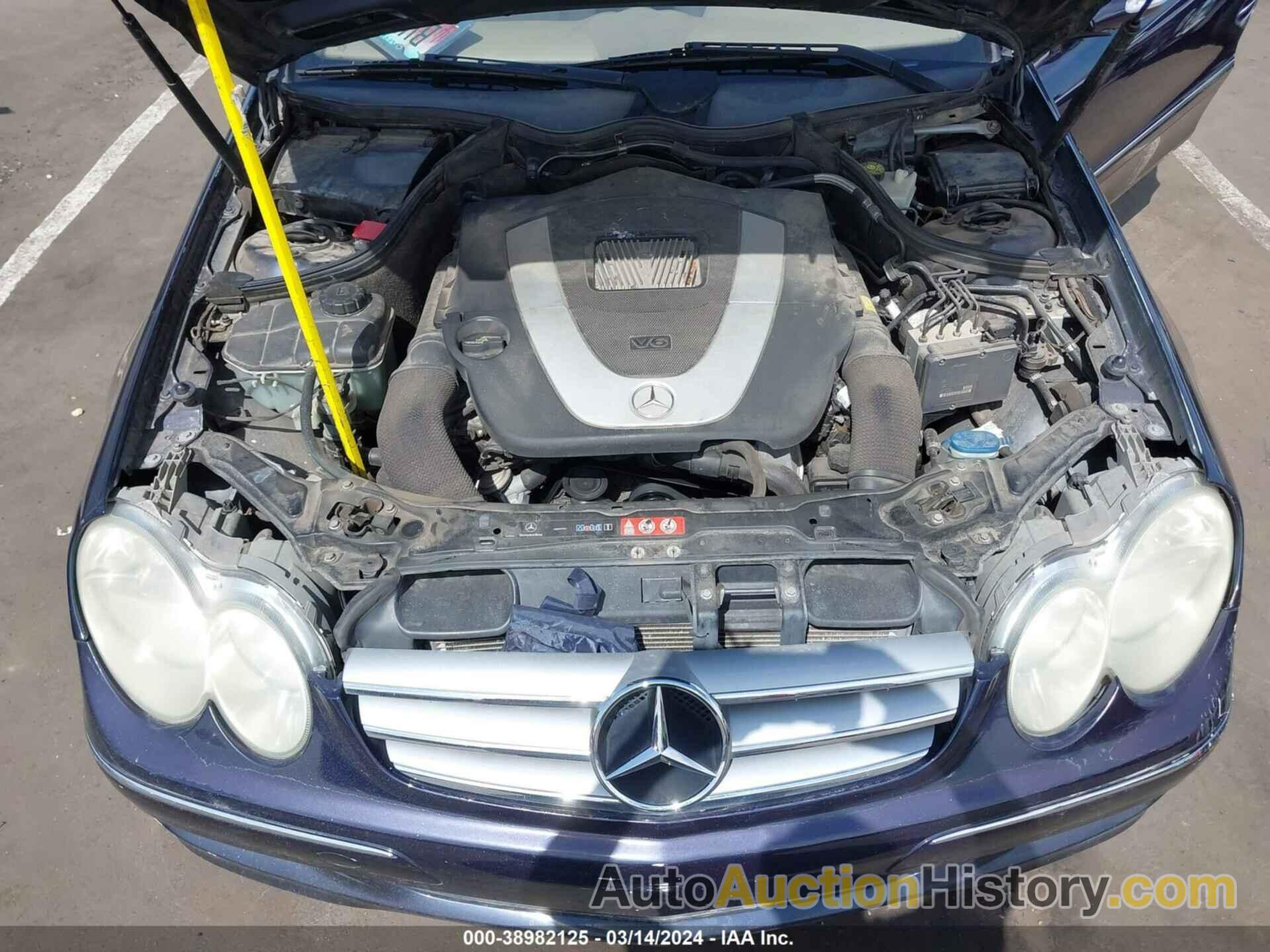 MERCEDES-BENZ CLK 350, WDBTK56F37T080935