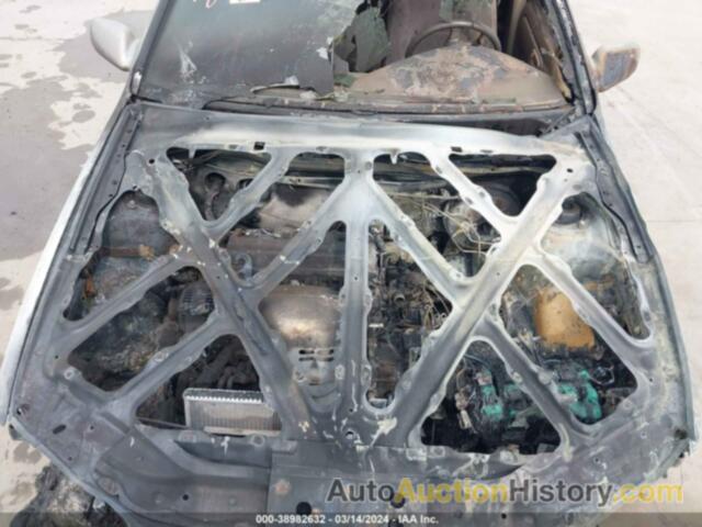 TOYOTA CAMRY LE, JT2BG22K4X0279289