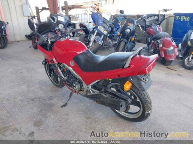 HONDA VF500 F, JH2PC1210GM200243