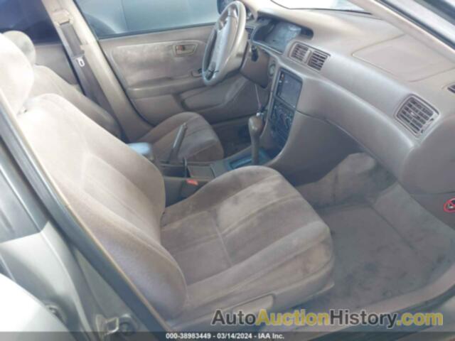 TOYOTA CAMRY LE, JT2BG22K2V0013282