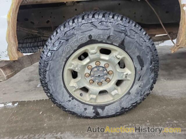 FORD F-250 XLT, 1FT7W2BT7CEB24726