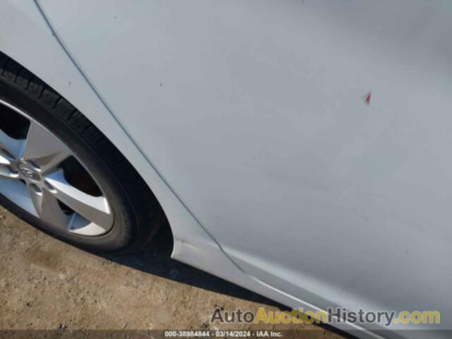 HYUNDAI ELANTRA GLS, 5NPDH4AE4DH453400