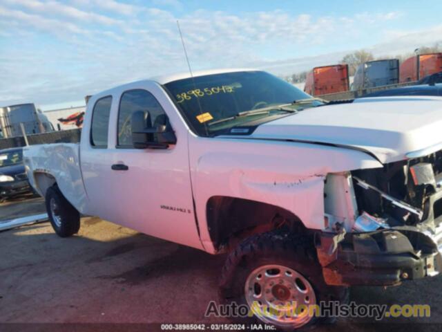 CHEVROLET SILVERADO 2500HD WORK TRUCK, 1GCHK29K38E121696