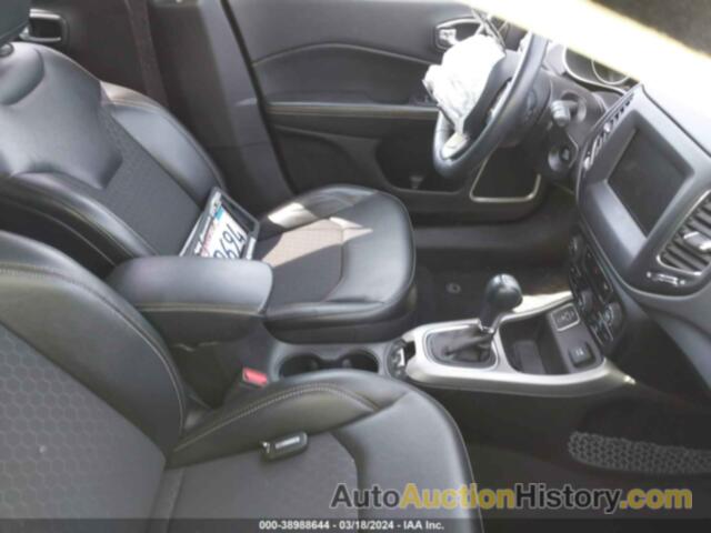 JEEP COMPASS LATITUDE FWD, 3C4NJCBB8JT441057