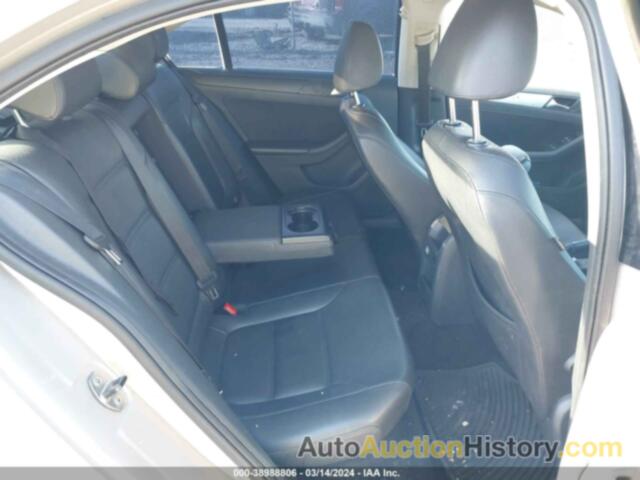 VOLKSWAGEN JETTA 2.5L SE, 3VWDP7AJ1DM223113