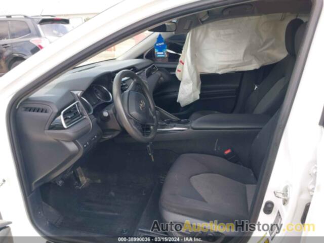 TOYOTA CAMRY LE, 4T1B11HK0JU136359