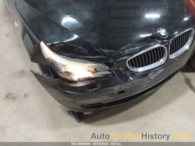 BMW 528XI, WBANV13598CZ52801