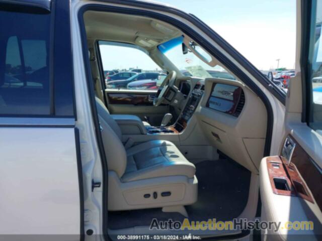 LINCOLN NAVIGATOR L, 5LMJJ3H55CEL07196