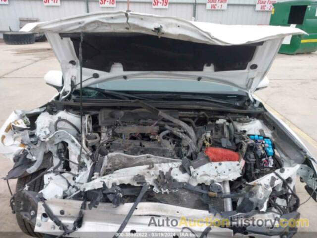 TOYOTA CAMRY SE, 4T1G11AK9NU658395