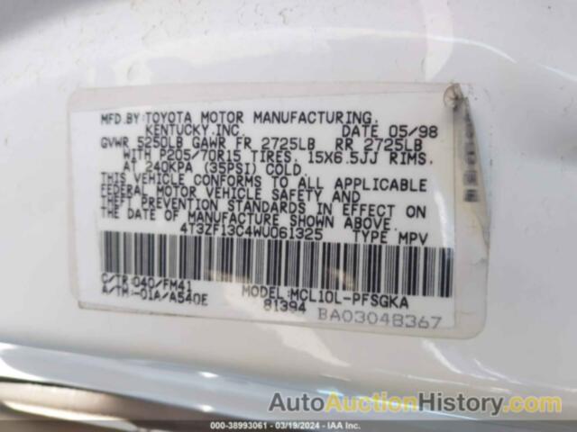 TOYOTA SIENNA XLE, 4T3ZF13C4WU061325