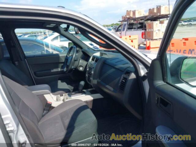 FORD ESCAPE XLT, 1FMCU0DG6CKC17159