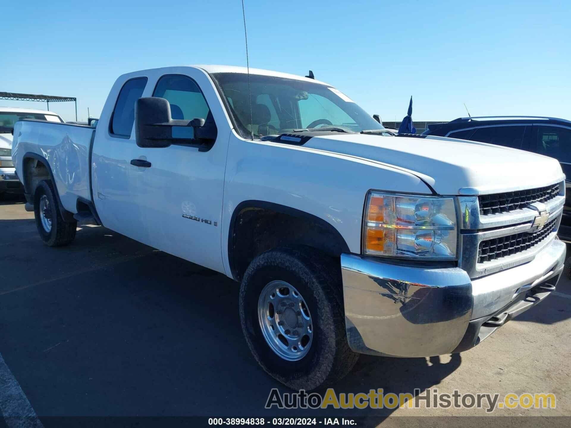 CHEVROLET SILVERADO 2500HD LT, 1GCHK596X9E150263