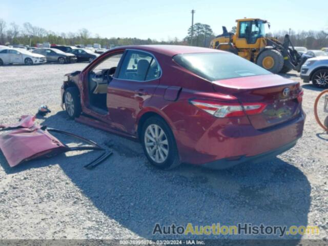 TOYOTA CAMRY LE, 4T1B11HK5JU647484