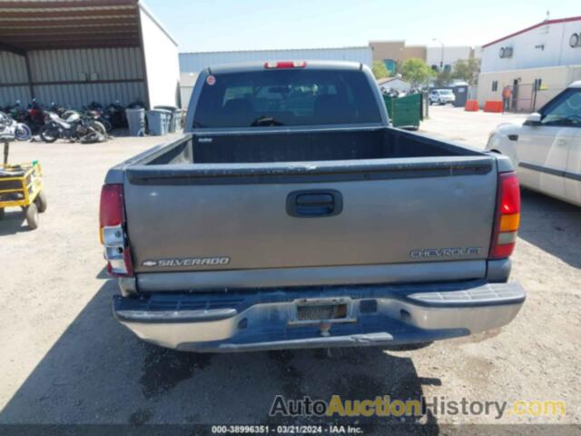 CHEVROLET SILVERADO 1500 LS, 2GCEC19V021203916