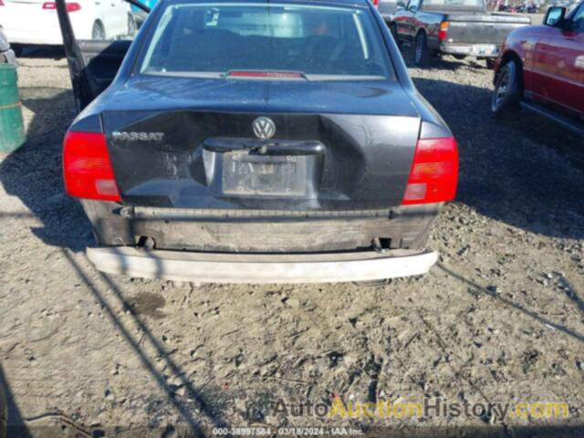 VOLKSWAGEN PASSAT GLS, WVWAC63B41P015489