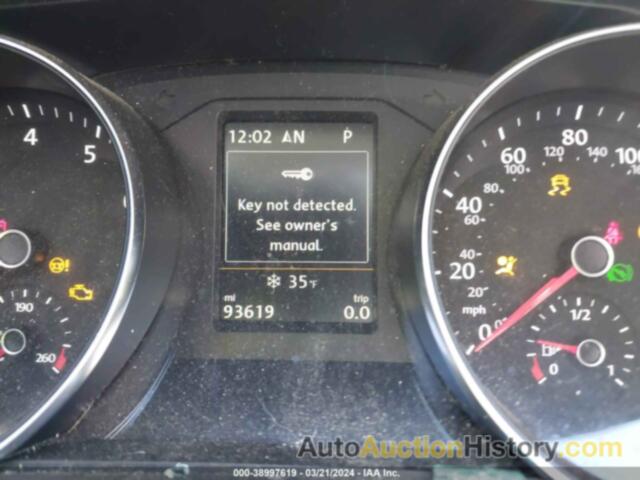 VOLKSWAGEN PASSAT SE, 1VWGT7A30HC032395