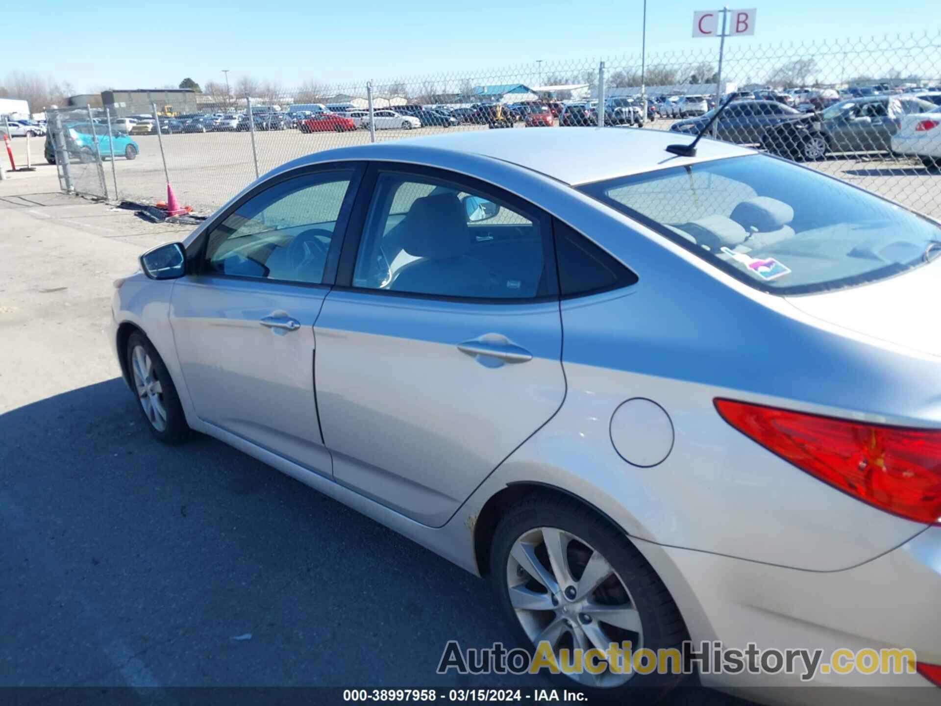 HYUNDAI ACCENT GLS, KMHCU4AE1CU078329