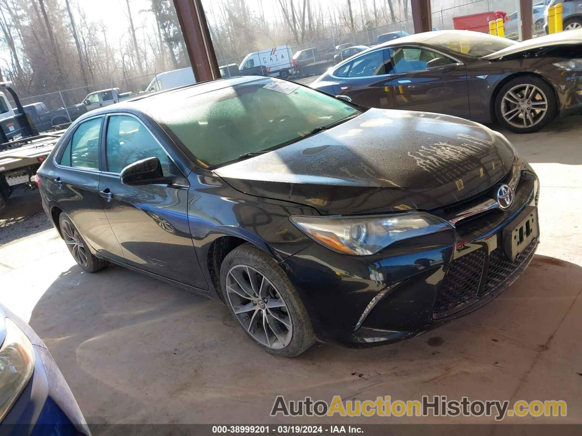 TOYOTA CAMRY XSE/XLE, 4T1BK1FK1HR011111