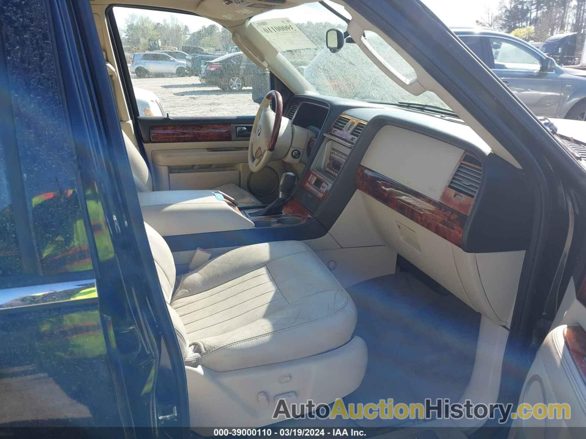 LINCOLN NAVIGATOR, 5LMFU27R83LJ43871