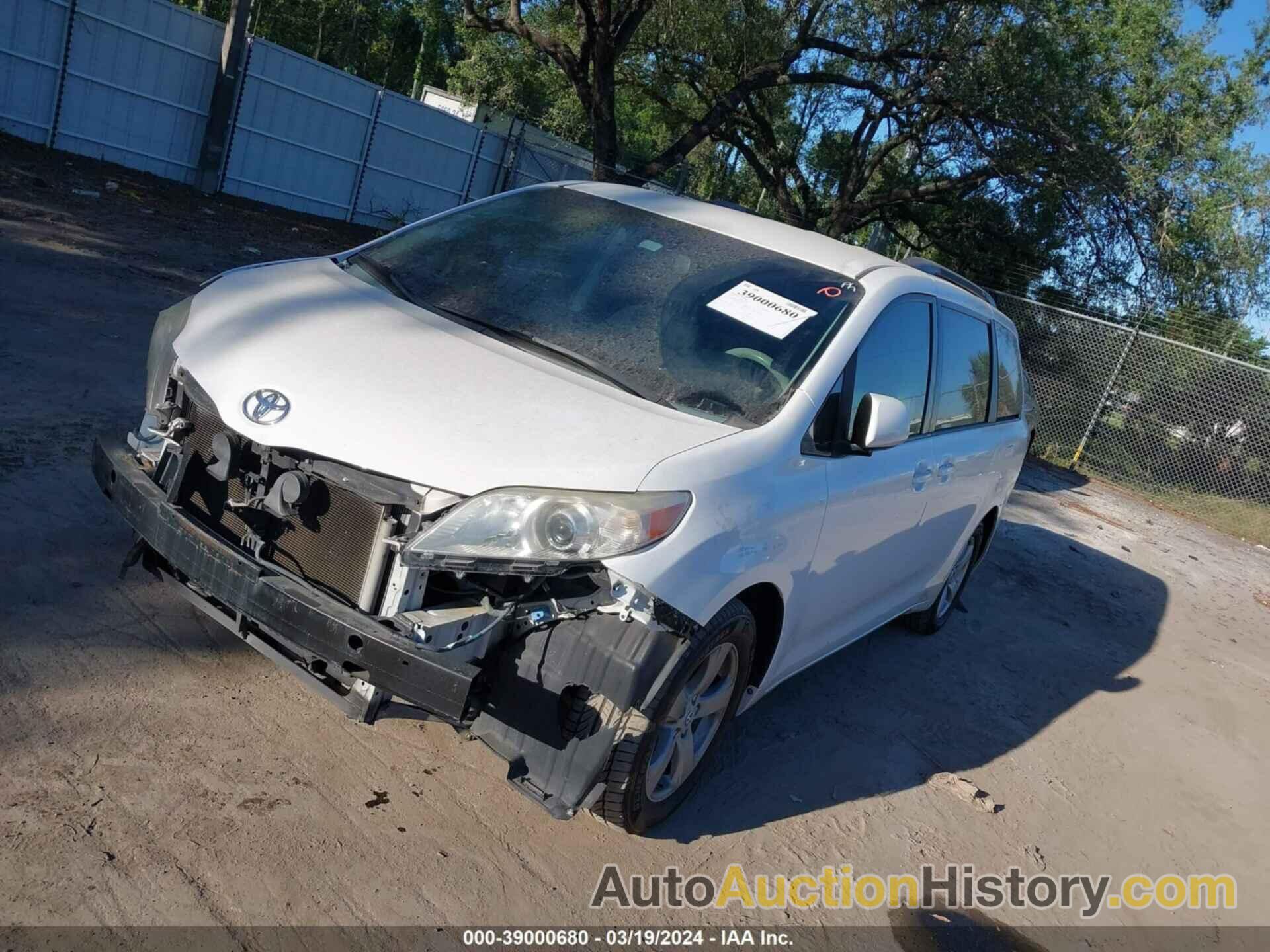 TOYOTA SIENNA LE V6 8 PASSENGER, 5TDKK3DC2ES474657