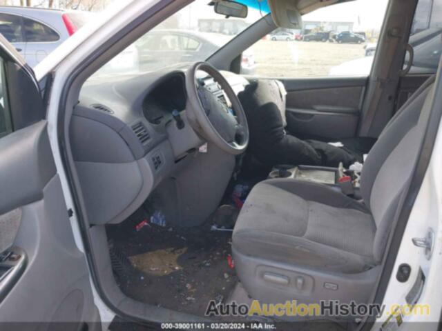 TOYOTA SIENNA LE, 5TDBK23C09S022658