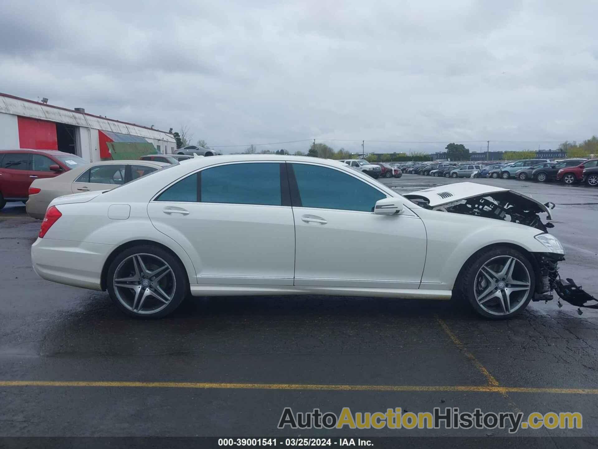 MERCEDES-BENZ S 550, WDDNG7BBXBA376958