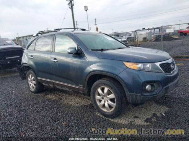 KIA SORENTO LX, 5XYKTCA12BG033071