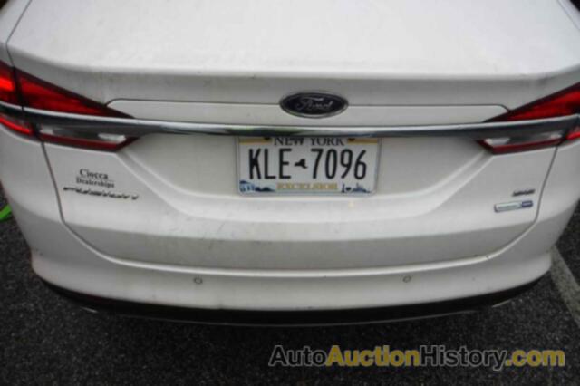 FORD FUSION SE, 3FA6P0T97JR108199