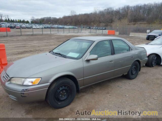 TOYOTA CAMRY LE V6, 4T1BF28K8WU053003