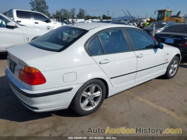 BMW 323I, WBAAM3339XCA83372