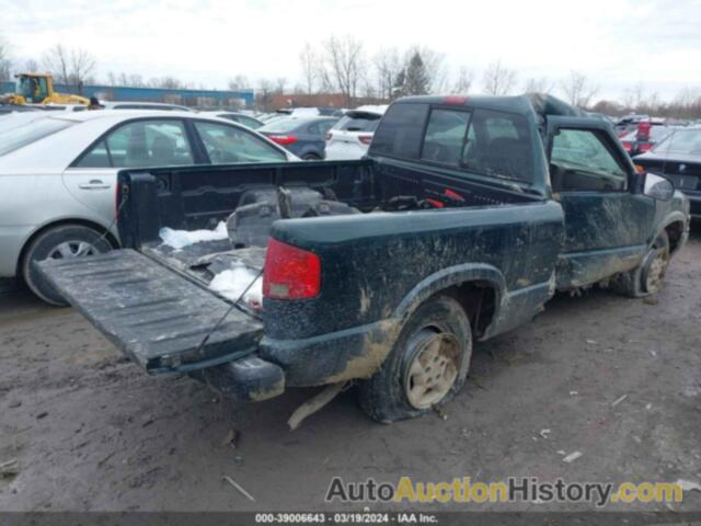 CHEVROLET S-10 LS, 1GCDT19XX38220220