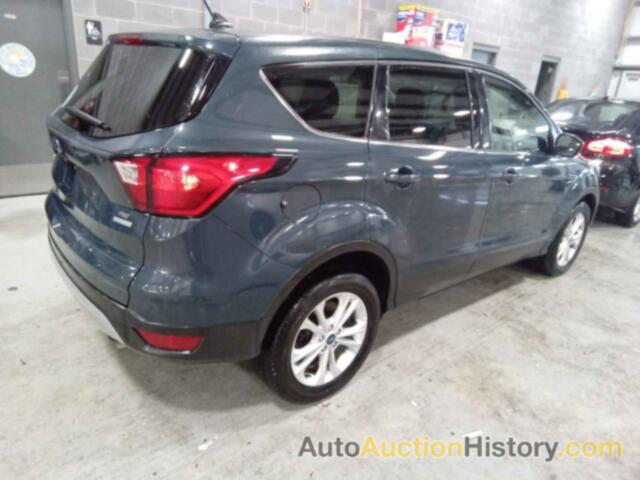 FORD ESCAPE SE, 1FMCU0GD2KUA25760