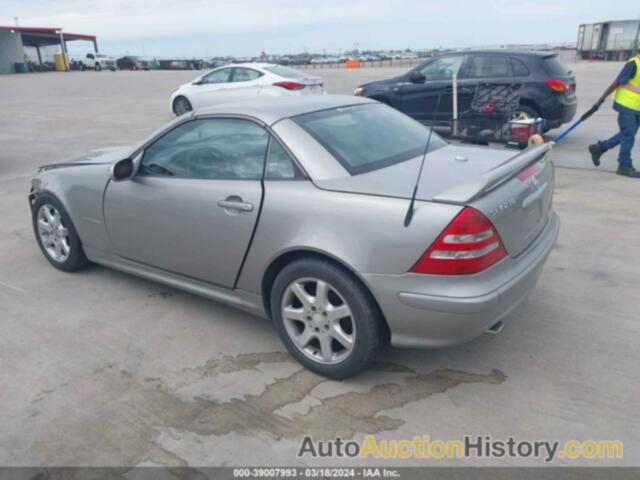 MERCEDES-BENZ SLK 230 KOMPRESSOR, WDBKK49F04F305579