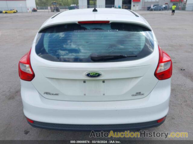 FORD FOCUS SE, 1FAHP3K23CL377848